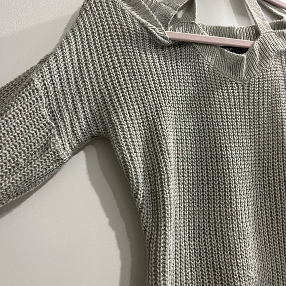 SHEIN pullover in Gray off the shoulder - Picture 3 of 3